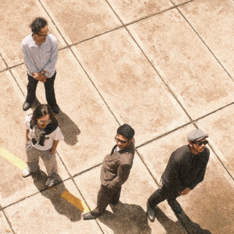 Flowthentic Rilis Album Kedua Bertajuk “Konsumsi Publik”: Kritik Tajam Isu Sosial Lewat Gaya Musik Rawrock