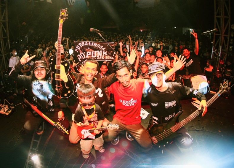 Sucksofun Kembali Rilis Lagu "Jabat Erat": Anthem Baru buat Kamu yang Lagi Capek dan Ngerasa Sendirian
